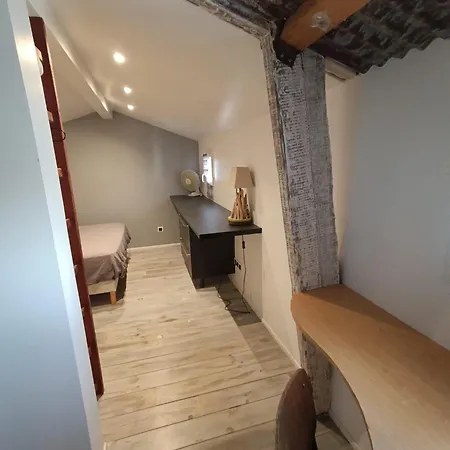 Dom wakacyjny L'atelier Du Clos Avec Jacuzzi Puilboreau